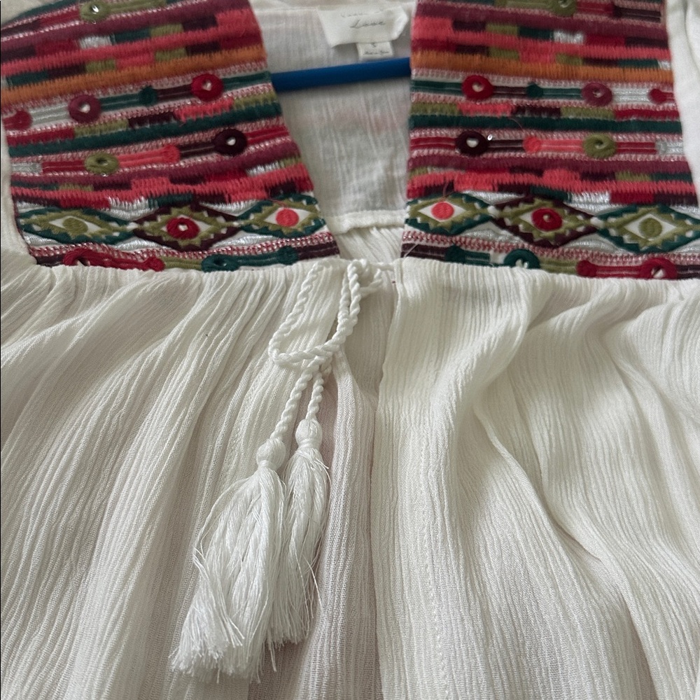 Embroidered Tunic - Picture 5 of 10